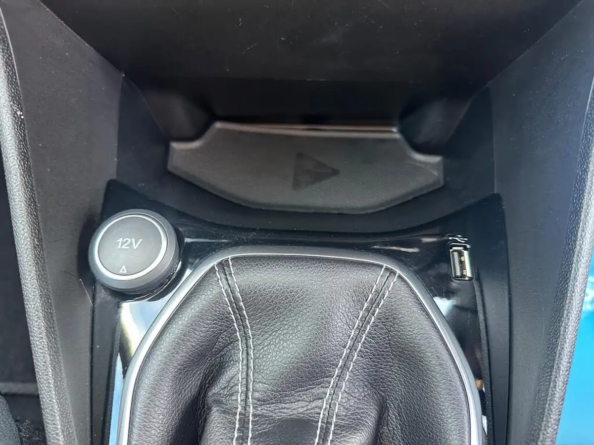 2018-ford-fiesta-10t-zetec-5d-big-25
