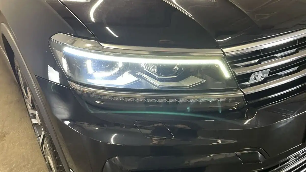 2017-volkswagen-tiguan-20tdi-r-line-4motion-ss-dsg-big-22