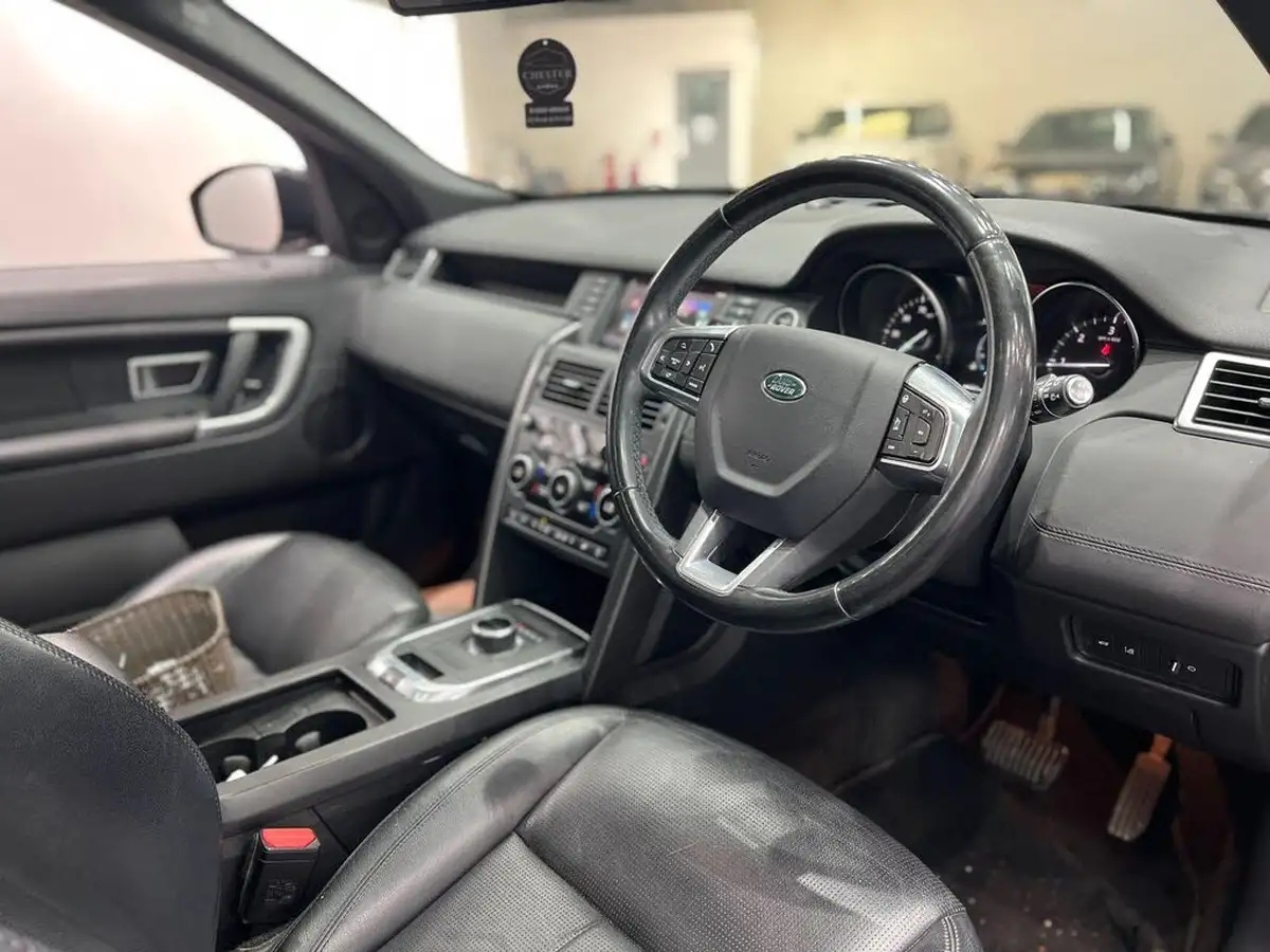2019-land-rover-discovery-sport-20td4-landmark-big-2