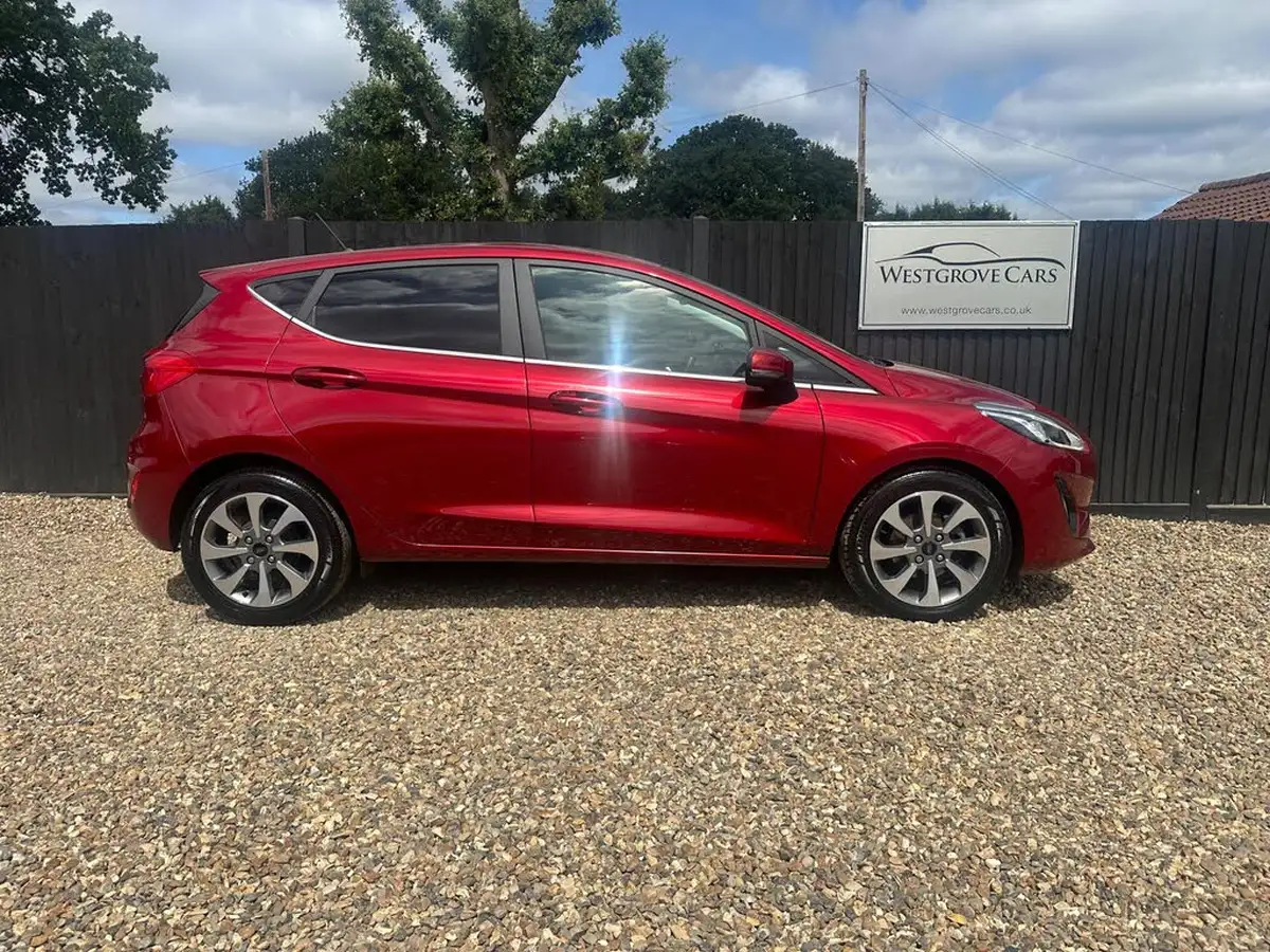2018-ford-fiesta-10t-zetec-5d-big-1