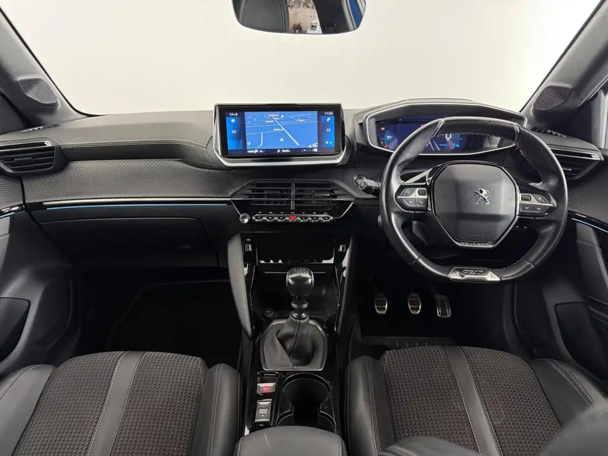 2020-peugeot-208-12-puretech-gt-line-100bhp-big-19