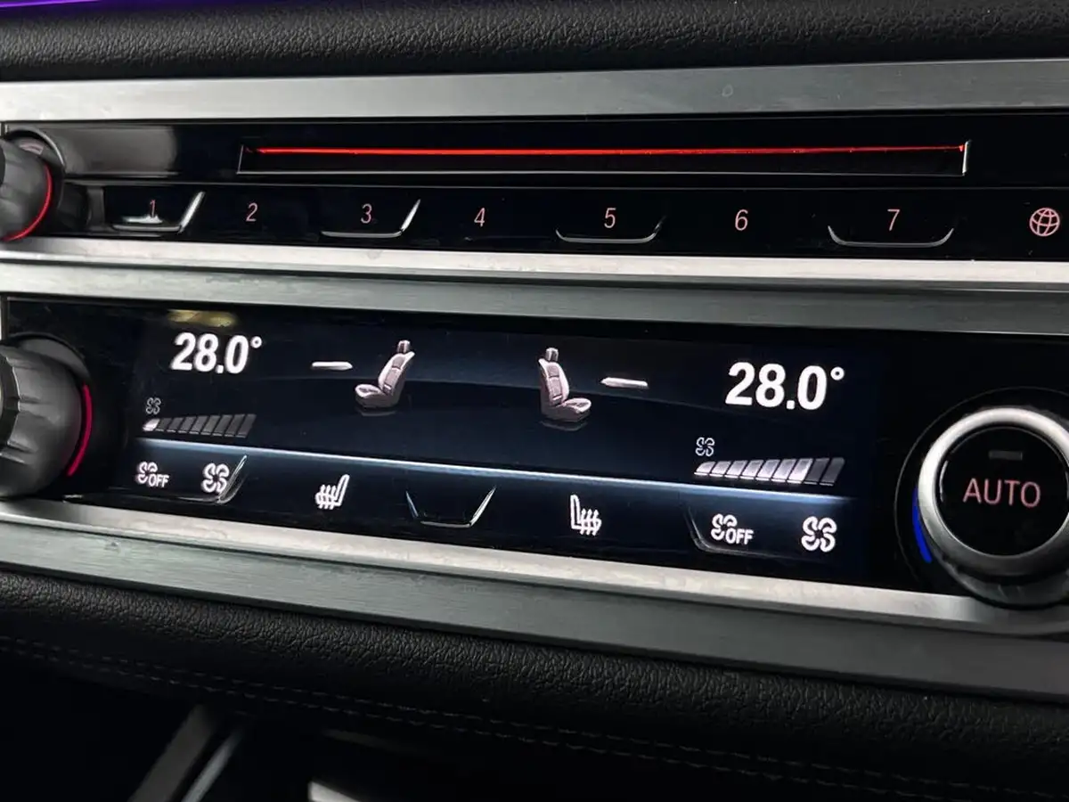 2019-bmw-7-series-30td-730d-m-sport-xdrive-big-44