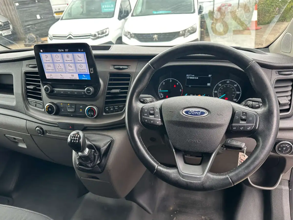 2020-ford-transit-custom-20tdci-300-l1h1-trend-105pseu6dt-panel-van-big-17