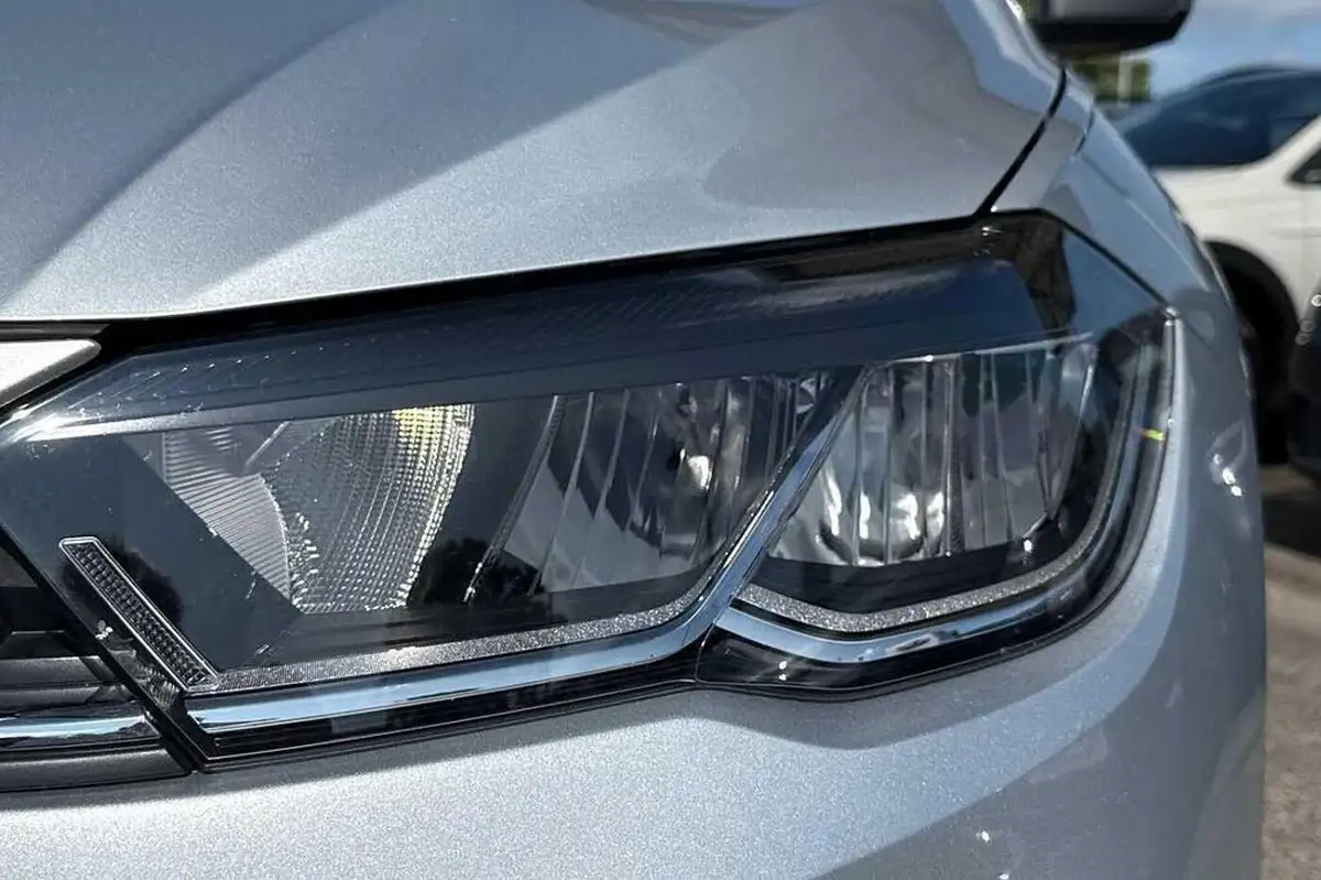 2025-volkswagen-polo-10-tsi-match-dsg-big-20