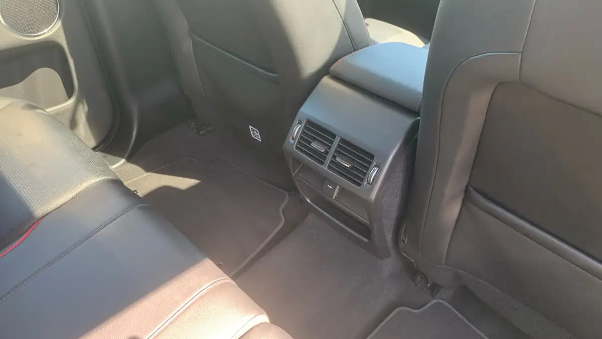 2022-land-rover-discovery-sport-20-d200-urban-edition-big-16