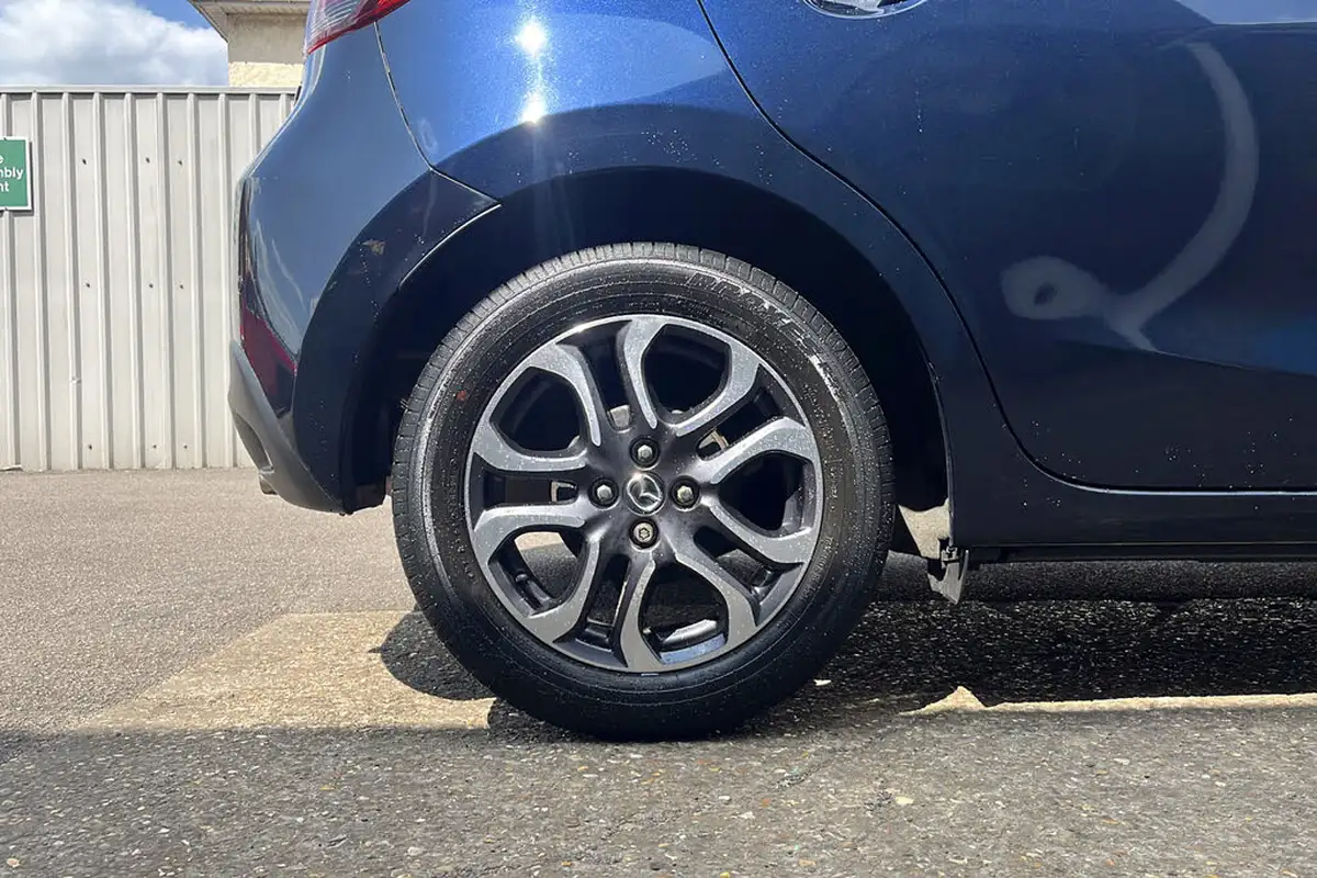 2019-mazda-mazda2-15-sport-nav-auto-big-6