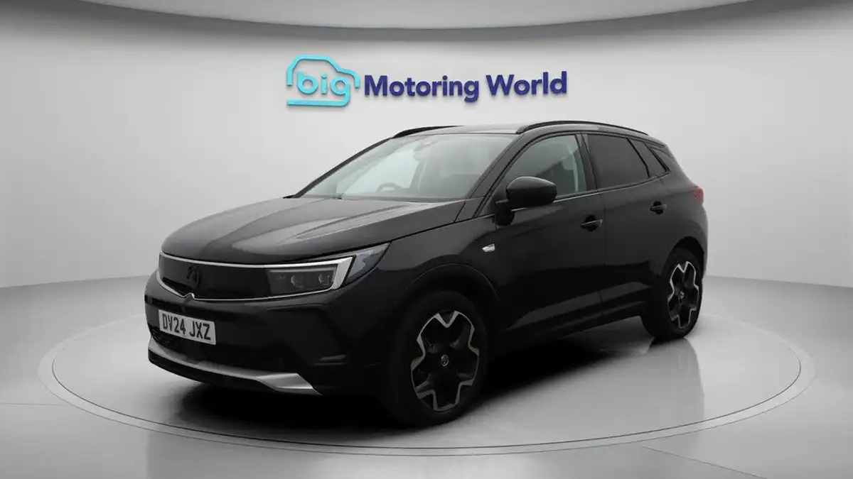 2024-vauxhall-grandland-12-ultimate-130ps-auto-big-3