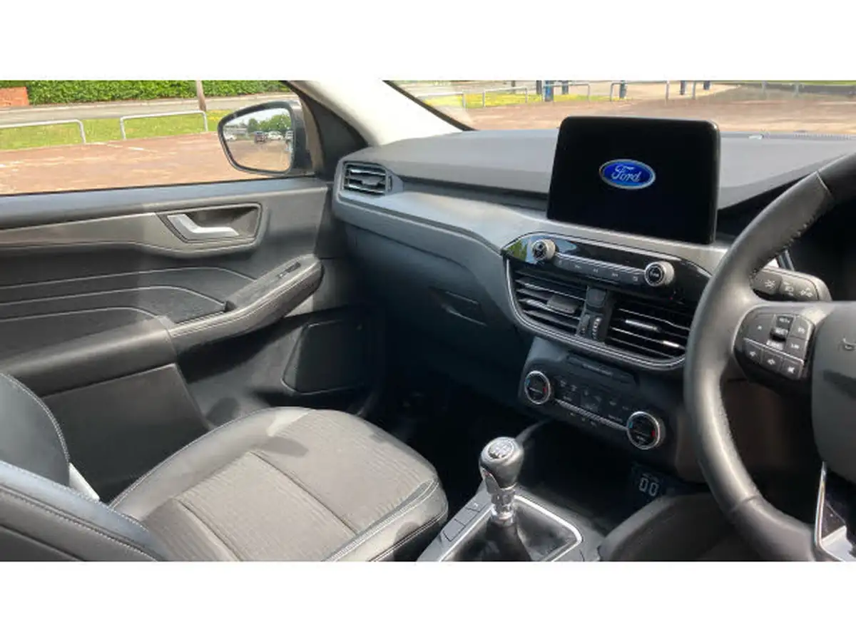 2022-ford-kuga-15t-titanium-edition-big-13