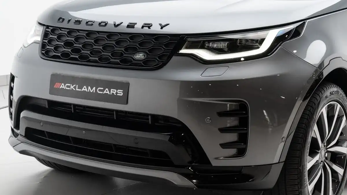2023-land-rover-discovery-30-d300-dynamic-se-big-8