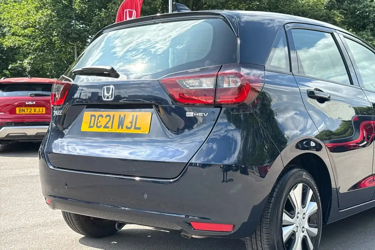 2021-honda-jazz-15-i-mmd-sr-109ps-big-22