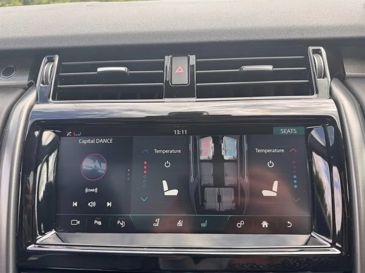 2019-land-rover-discovery-30-sd-v6-hse-luxury-big-30