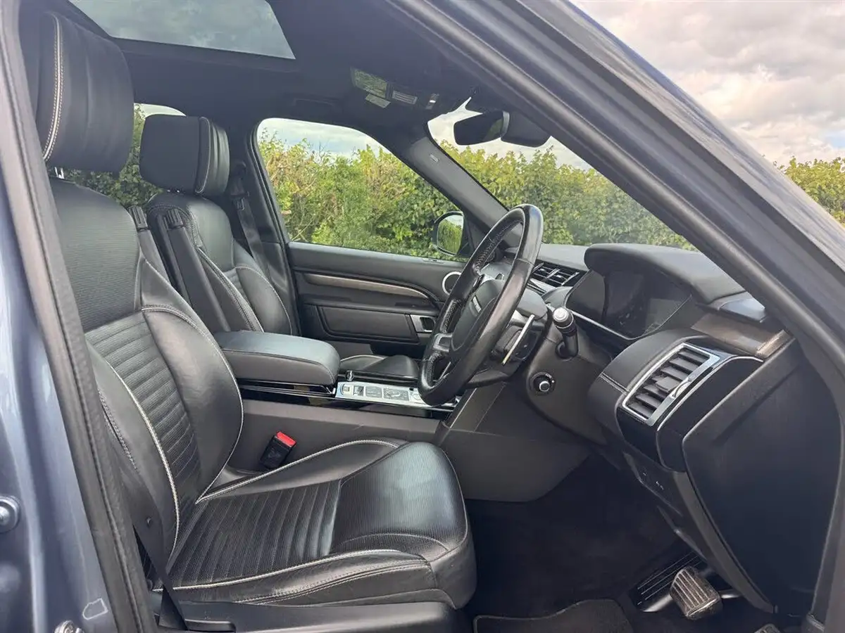 2019-land-rover-discovery-30-sd-v6-hse-luxury-big-6