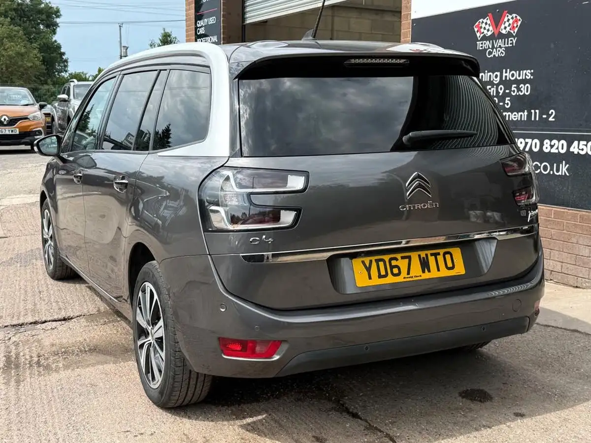 2017-citroen-grand-c4-picasso-16bluehdi-flair-big-74