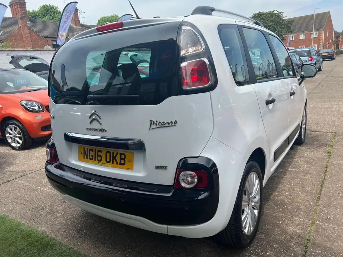 2016-citroen-c3-picasso-16bluehdi-edition-big-14
