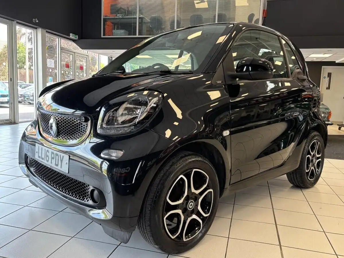 2016-smart-fortwo-09-prime-premiumss-coupe-big-3