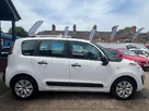 2016-citroen-c3-picasso-16bluehdi-edition-small-49