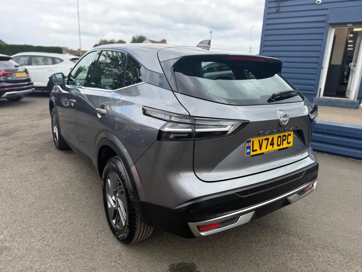 2024-nissan-qashqai-13-dig-t-acenta-premium-158ps-mild-hybrid-xtronic-big-16