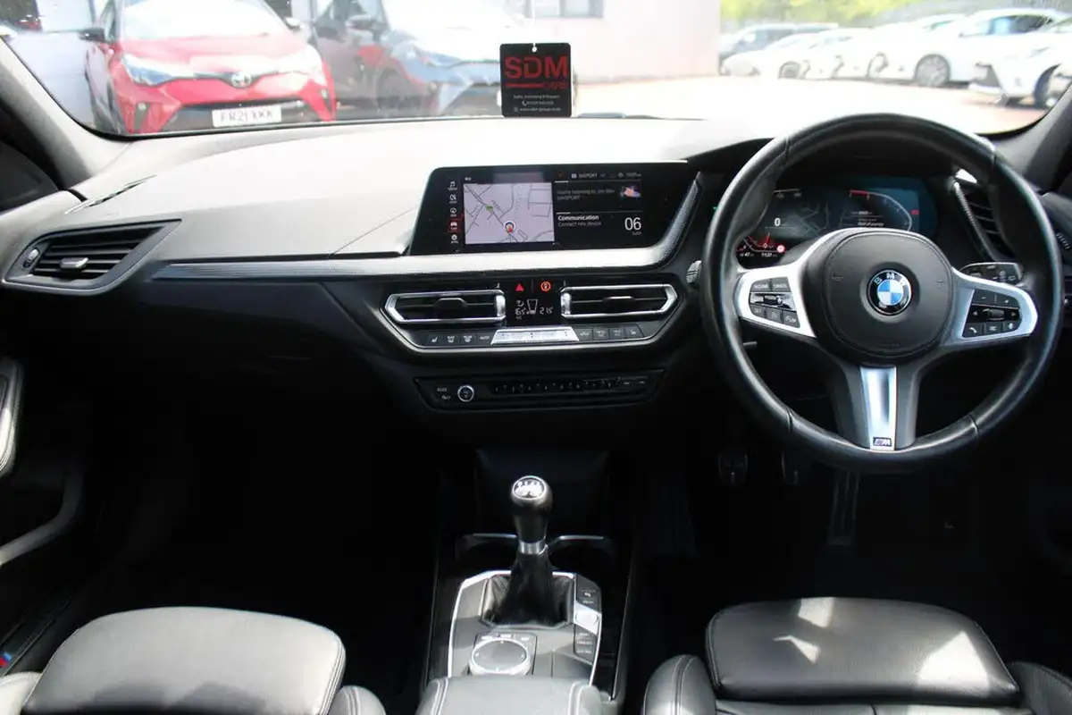 2021-bmw-1-series-15-118i-m-sport-lcp-big-19
