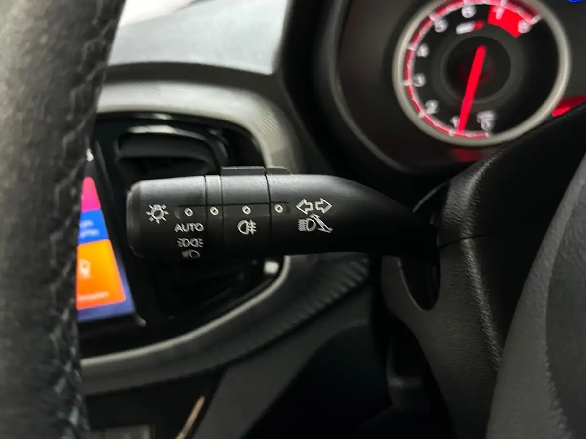 2023-mg-mg3-15-vti-tech-exclusive-nav-big-26