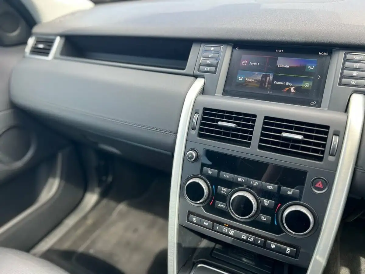 2019-land-rover-discovery-sport-20-si4-hse-big-29