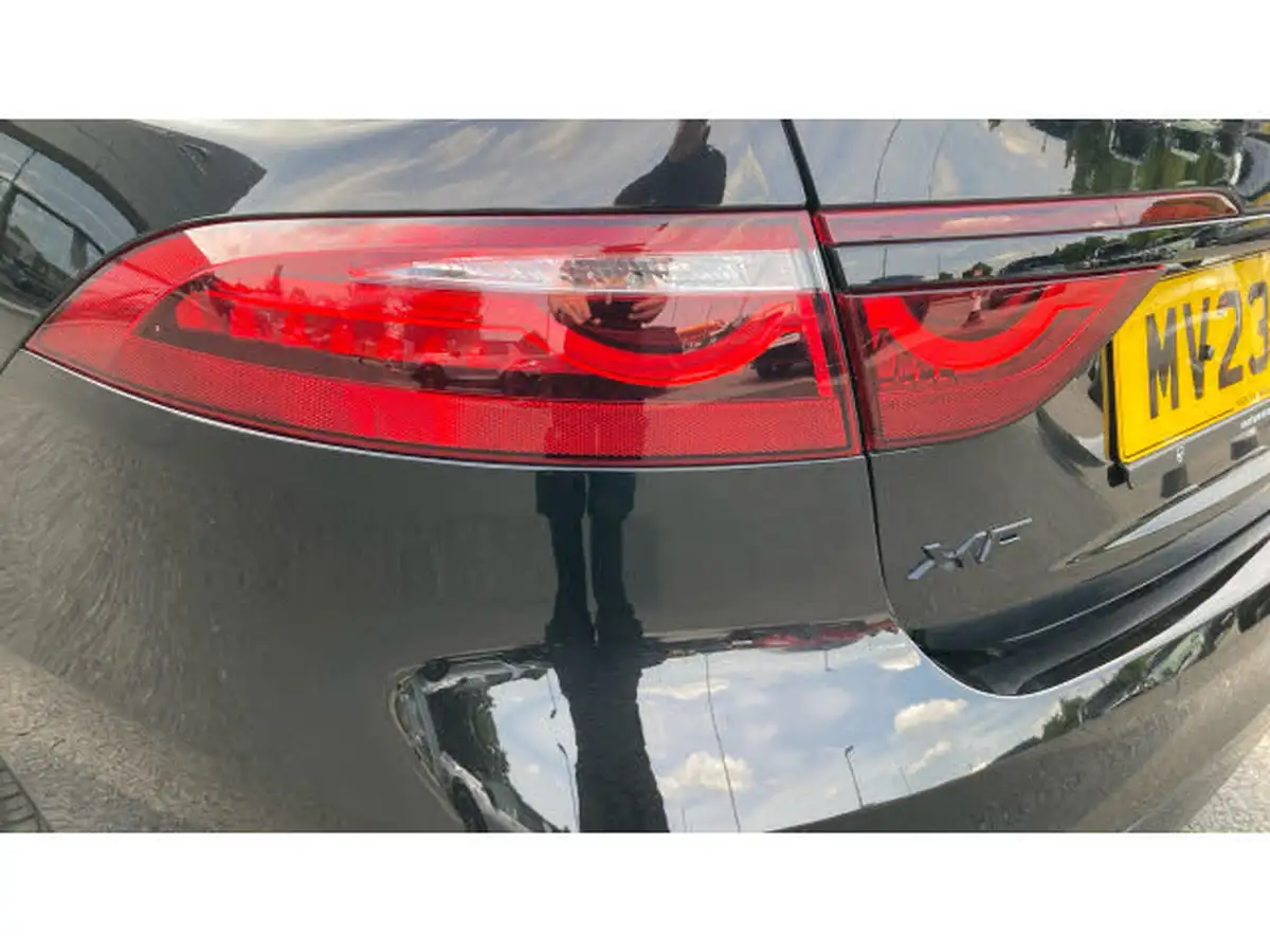 2023-jaguar-xf-20-p300-300-sport-saloon-4d-big-18