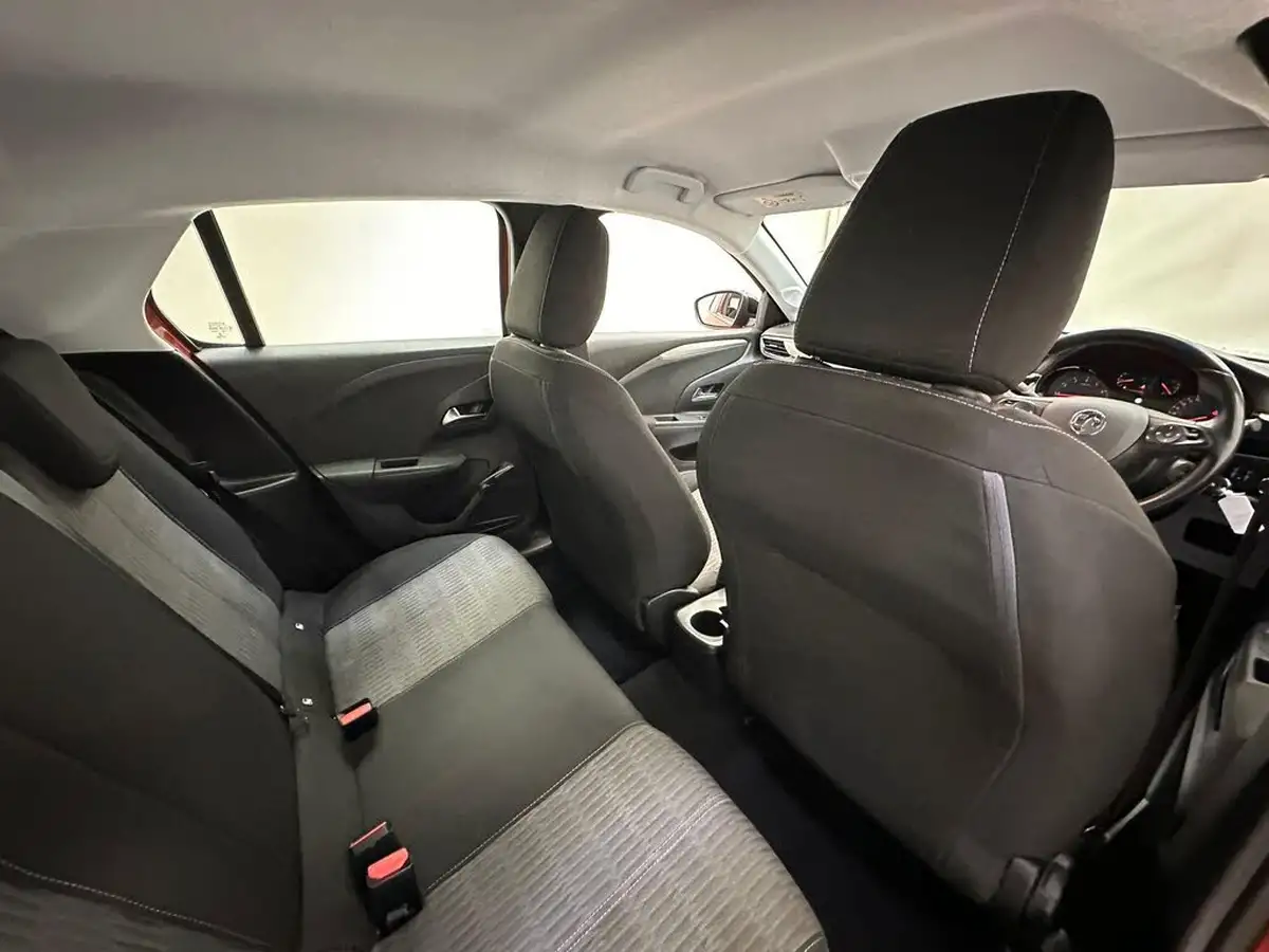 2020-vauxhall-corsa-15-turbo-d-se-nav-big-18