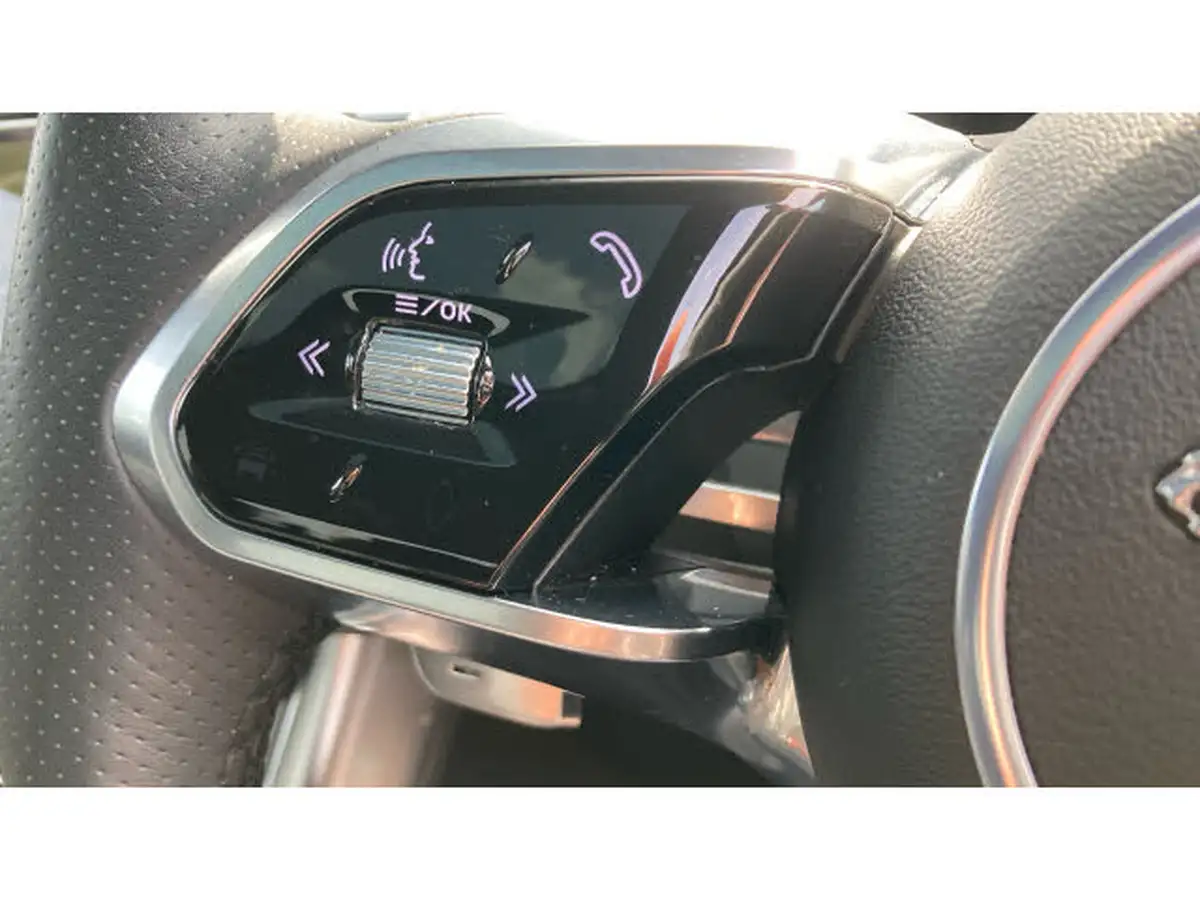 2023-jaguar-xf-20-p300-300-sport-saloon-4d-big-42