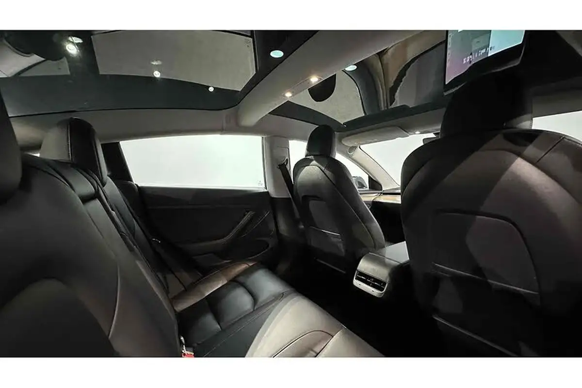 2021-tesla-model-3-e-long-range-4x4-big-24
