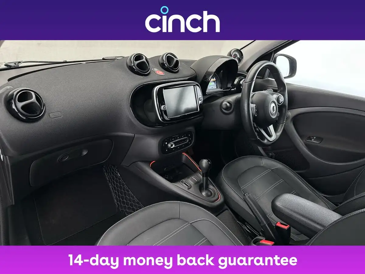 2021-smart-forfour-eq-exclusive-big-13