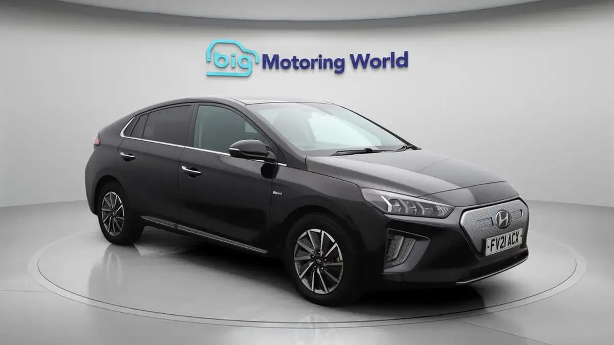 2021-hyundai-ioniq-e-premium-se-electric-100kw-big-1