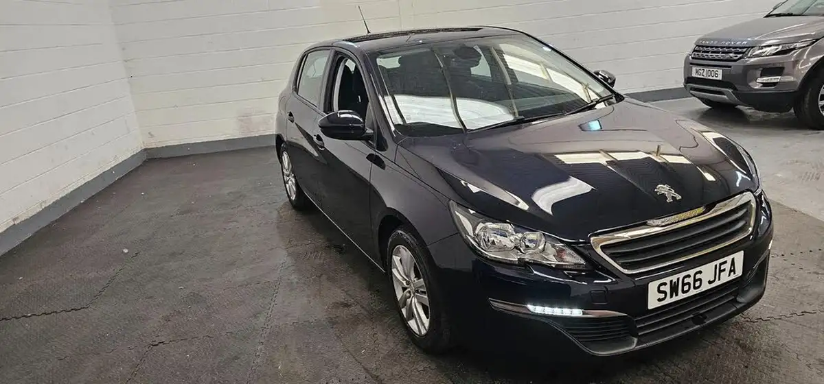 2016-peugeot-308-12-puretech-active-110bhp-big-6