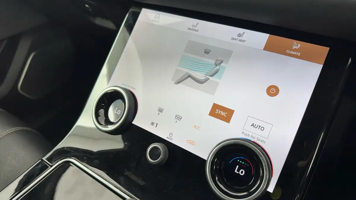 2022-land-rover-range-rover-velar-20-p400e-r-dynamic-hse-big-20
