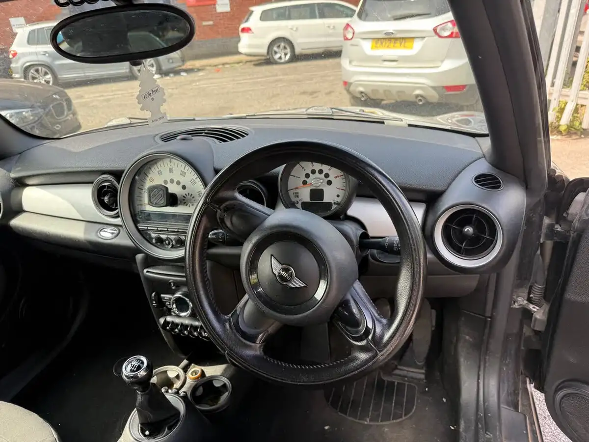 2011-mini-cooper-16td-cooper-d-avenue-hatchback-3d-1598cc-big-6