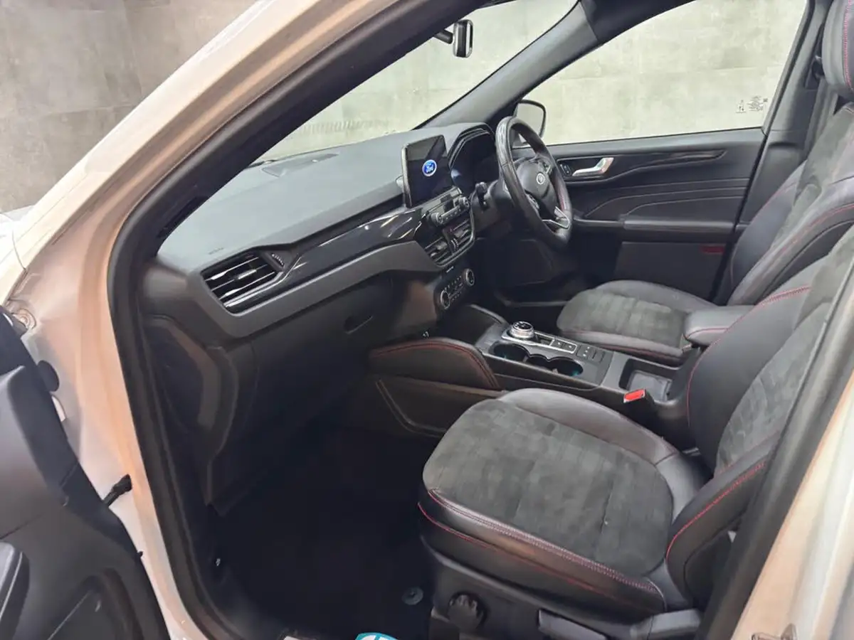 2022-ford-kuga-25t-st-line-x-edition-225ps-phev-big-22