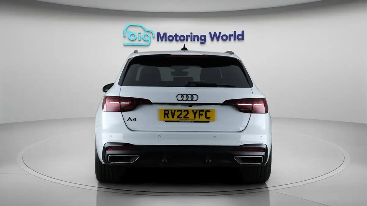 2022-audi-a4-avant-20-35-tfsi-black-edition-s-tronic-big-6