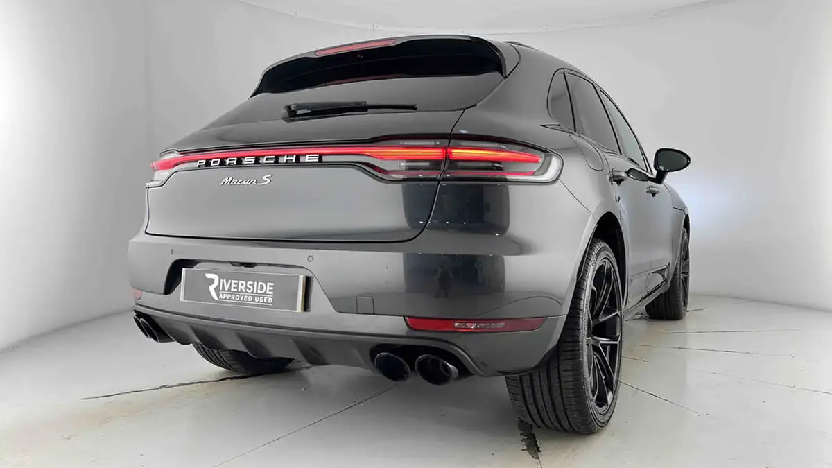 2020-porsche-macan-30-v6-s-big-27