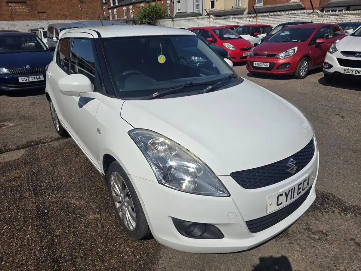 2011-suzuki-swift-12-sz4-5d-big-0