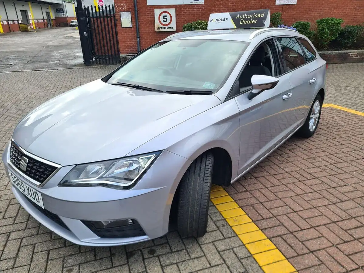 2020-seat-leon-16tdi-se-estate-big-5