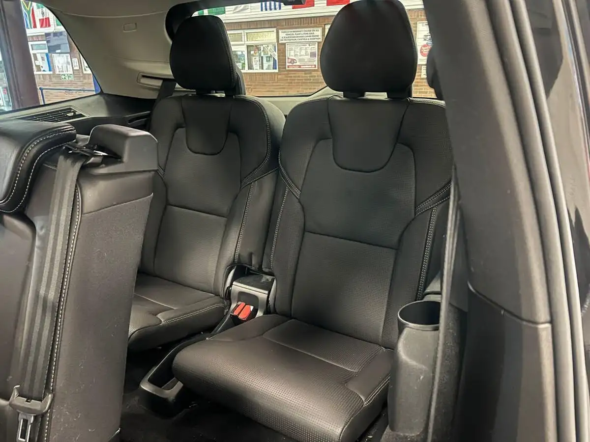 2016-volvo-xc90-20-inscription-t8-384bhp-hybrid-big-11