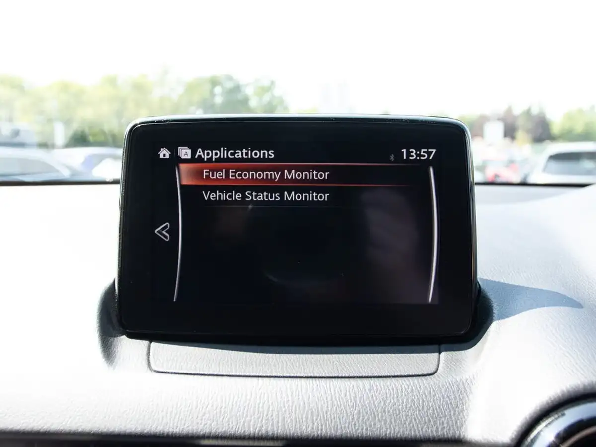 2019-mazda-mazda2-15-gt-sport-nav-115ps-big-28