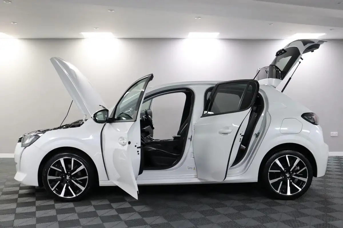 2020-peugeot-208-12-puretech-allure-130bhp-eat8-big-4
