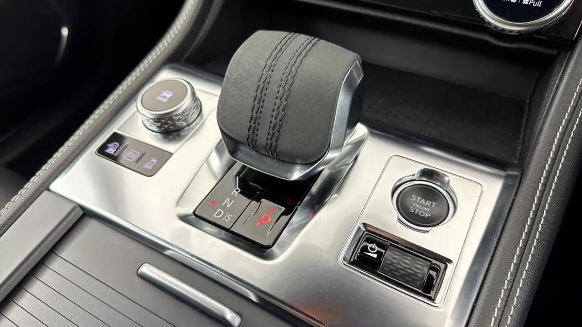 2022-jaguar-f-pace-20-p400e-r-dynamic-s-big-18