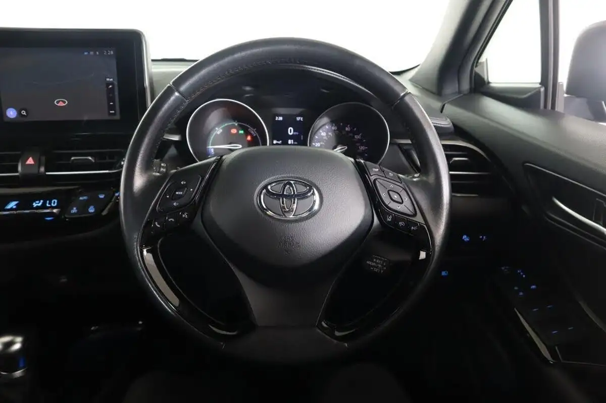 2022-toyota-c-hr-18-vvt-i-design-big-44