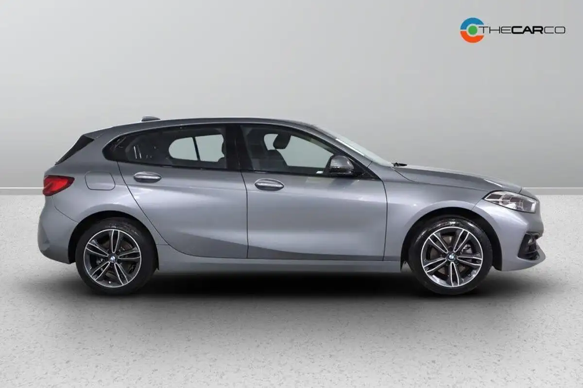 2023-bmw-1-series-15-118i-sport-dct-big-9