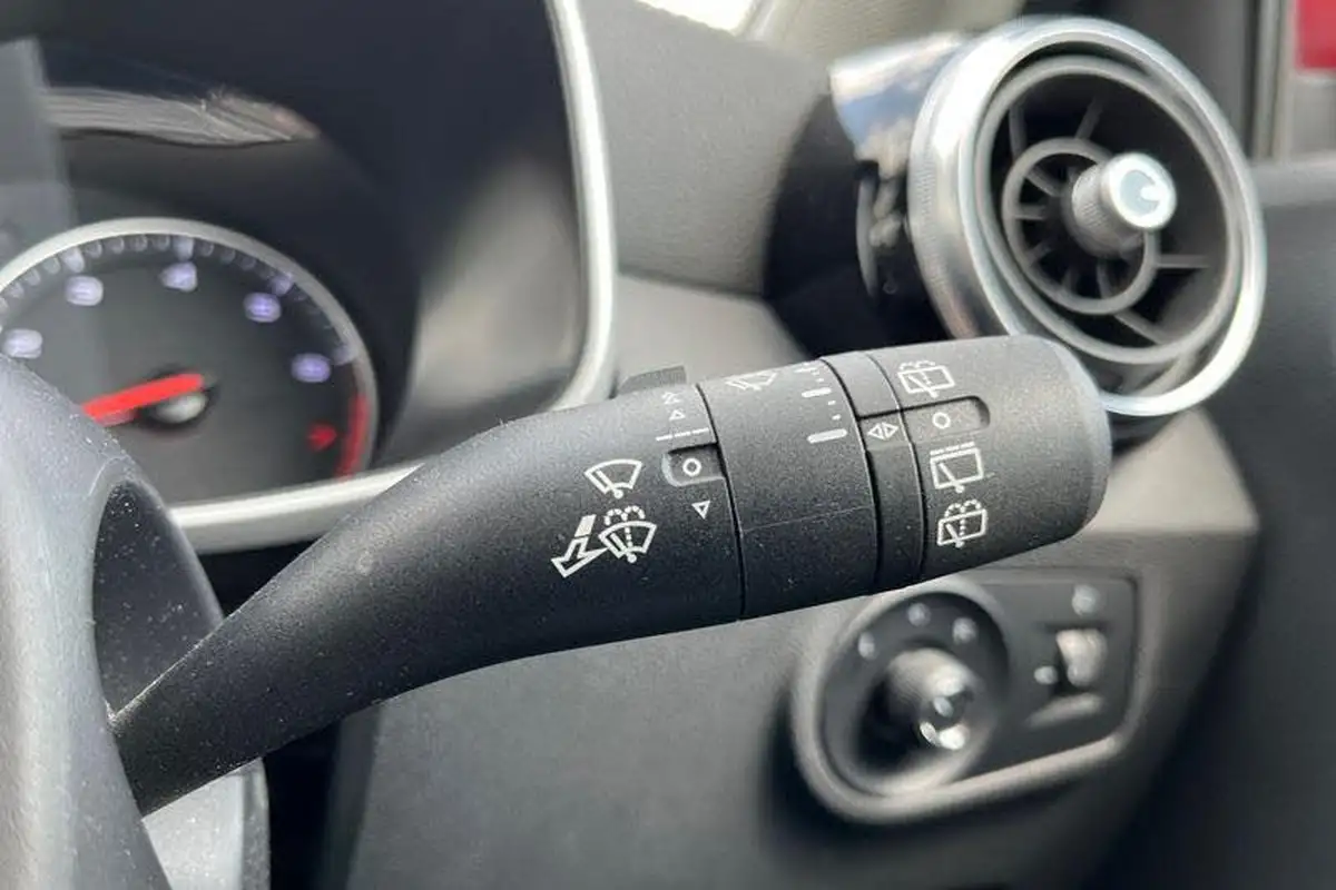 2018-mg-zs-suv-15-vti-tech-excite-big-14