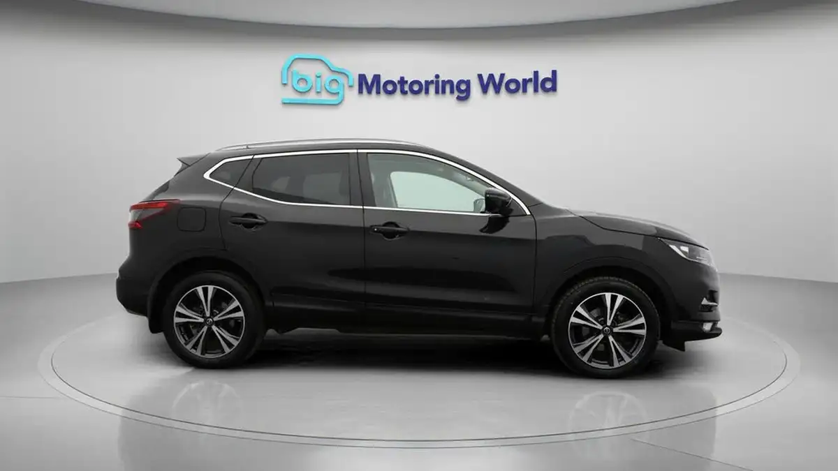 2020-nissan-qashqai-13-dig-t-n-connecta-140ps-big-8