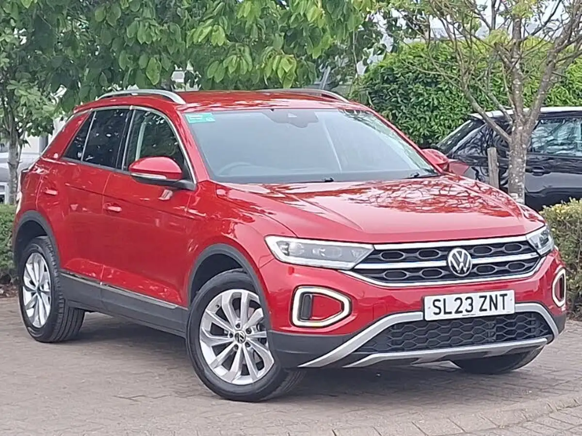 2023-volkswagen-t-roc-10-tsi-style-hatchback-5d-big-0