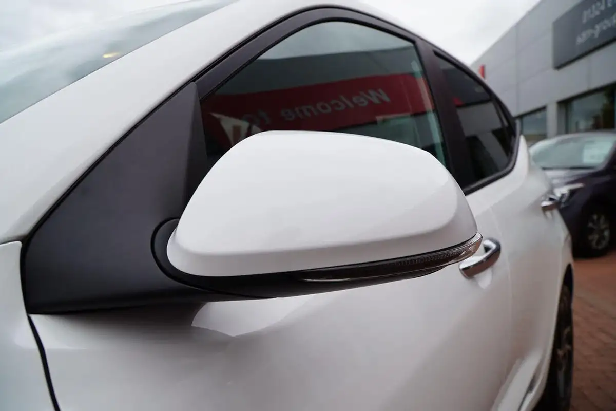 2024-hyundai-i10-12-premium-84ps-big-22