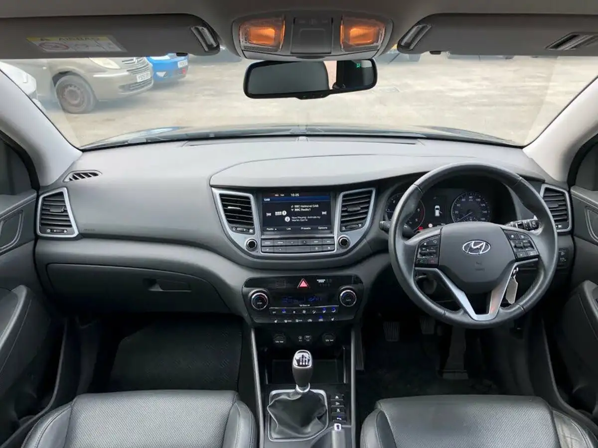 2015-hyundai-tucson-20crdi-premium-136ps-big-26