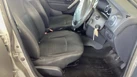 2015-dacia-logan-mcv-12-laureate-small-13